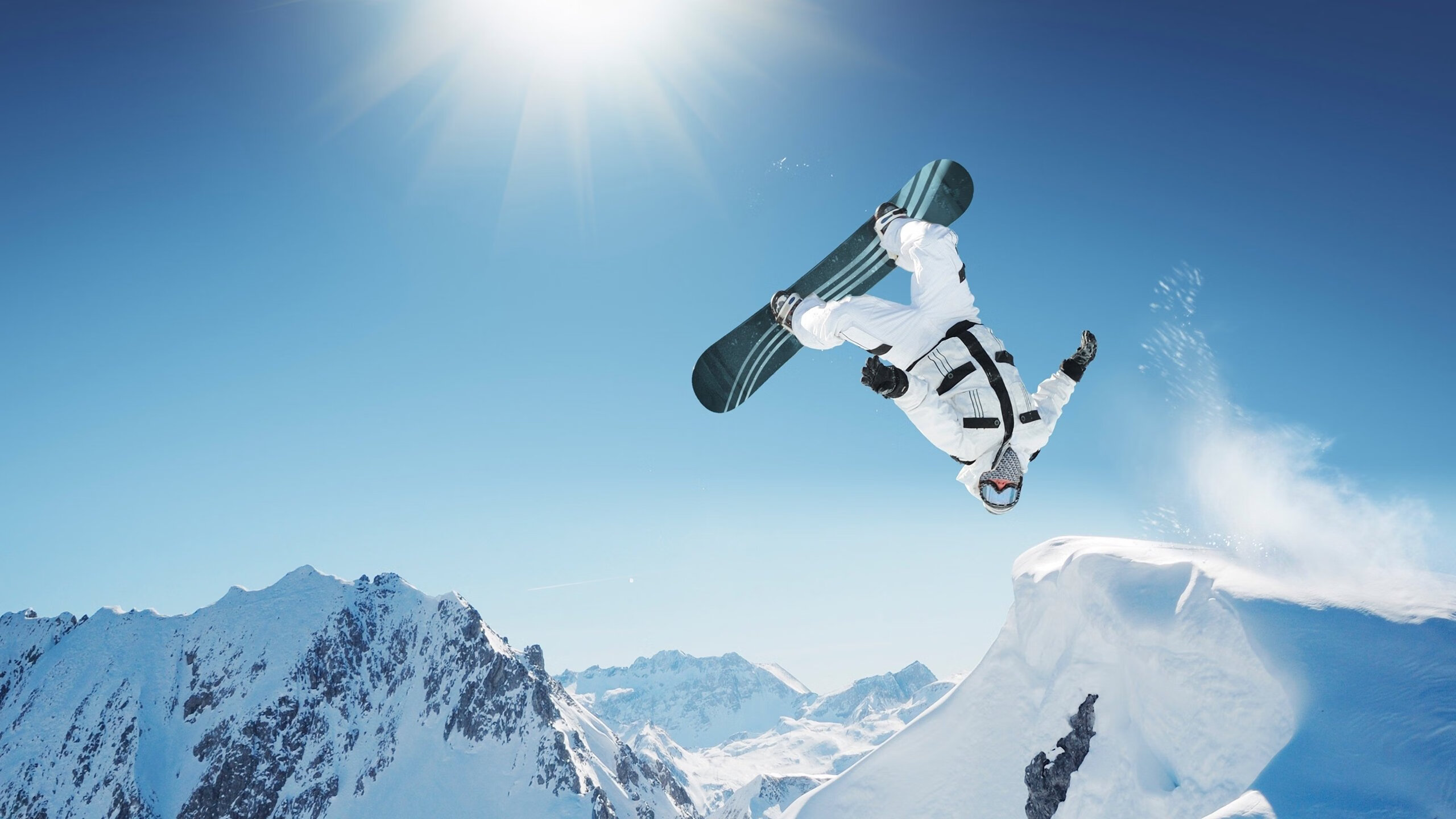 国际滑雪联合会宣布新赛事规则，更加注重选手安全，国际滑雪比赛视频