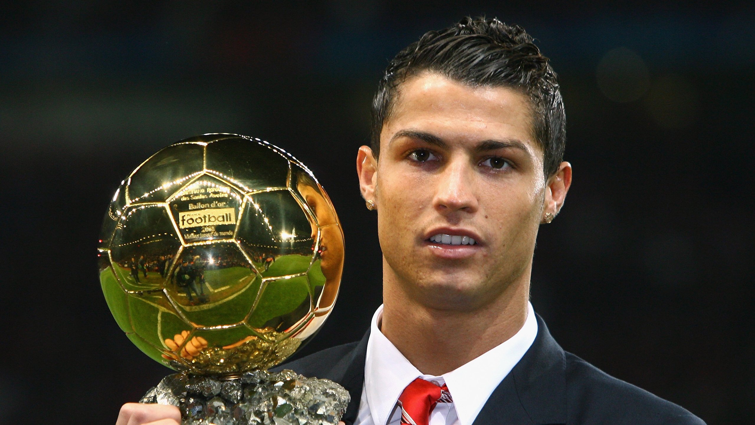 帕尔梅拉斯签下前锋保利尼奥，增强锋线实力，帕尔梅拉圣保罗